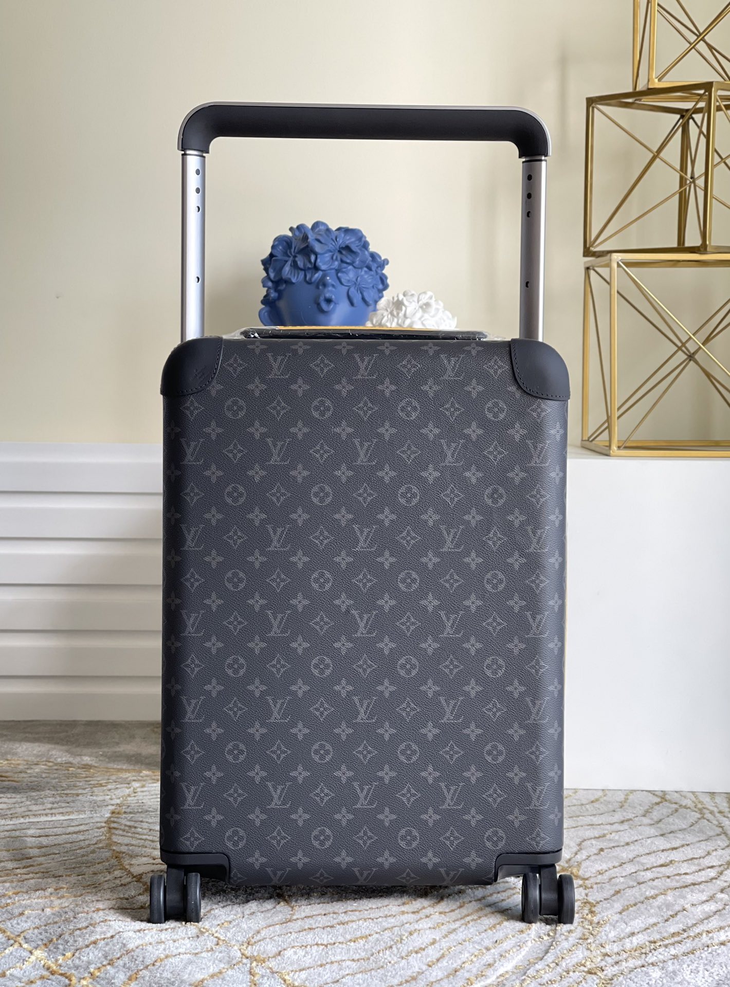 Louis Vuitton Horizon 55